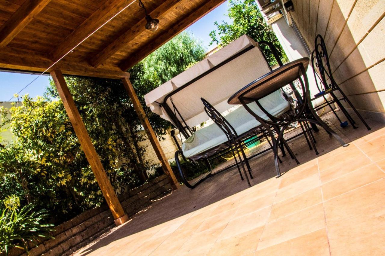 Little House Apartment Modugno Bagian luar foto